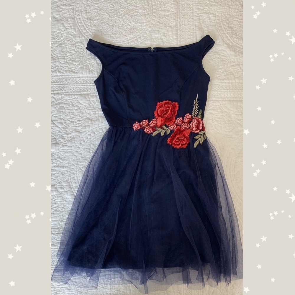 ⭐️Navy Floral Homecoming Dress⭐️